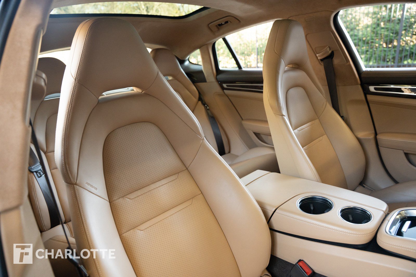 Used 2023 Porsche Panamera GTS image 28