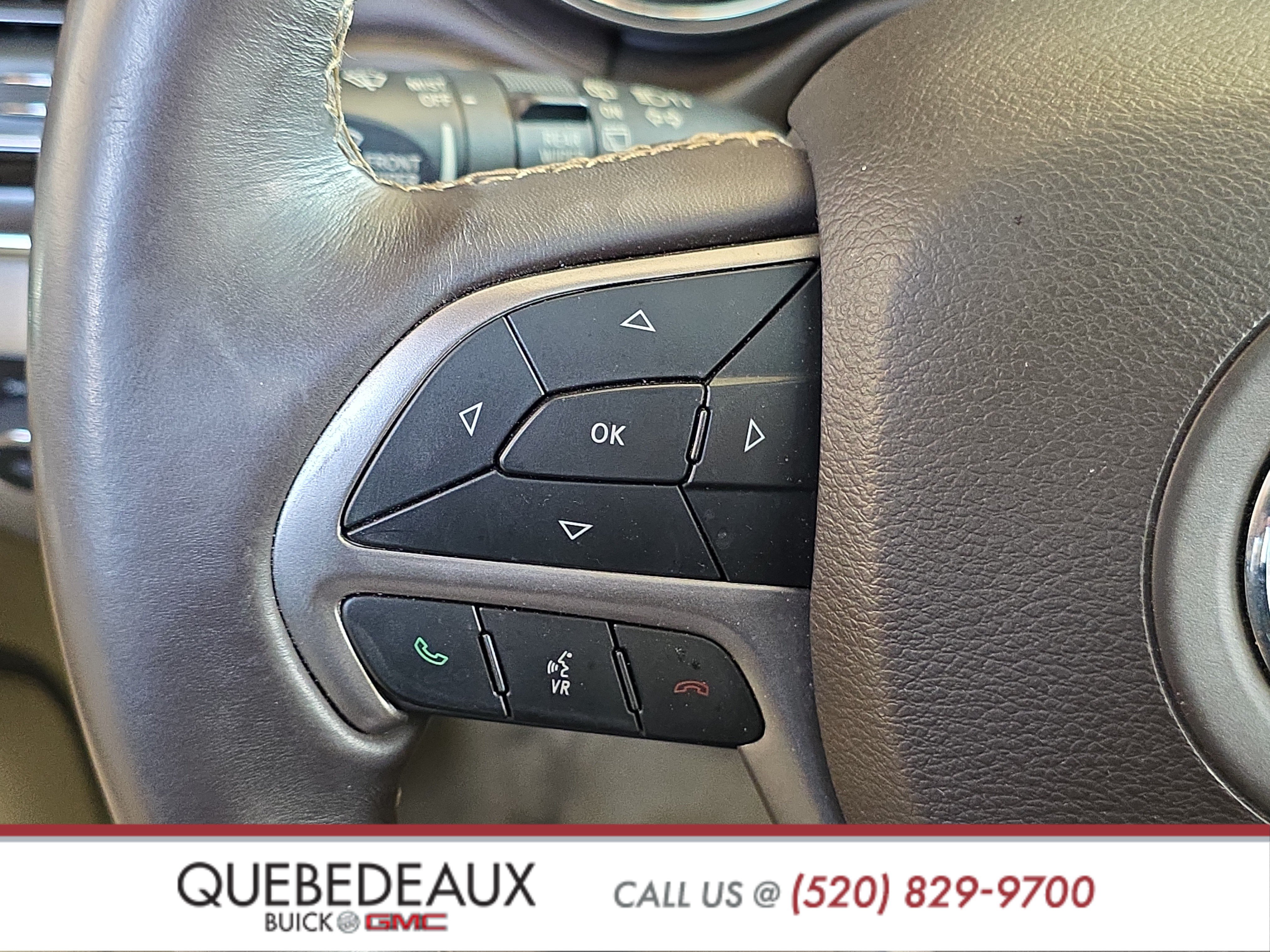 Used 2020 Jeep Grand Cherokee Overland AWD/4WD image 15