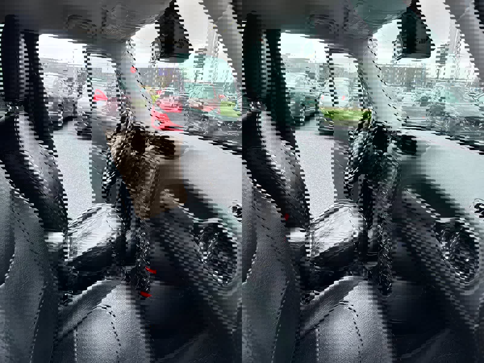 Used 2017 Jeep Renegade Altitude image 23