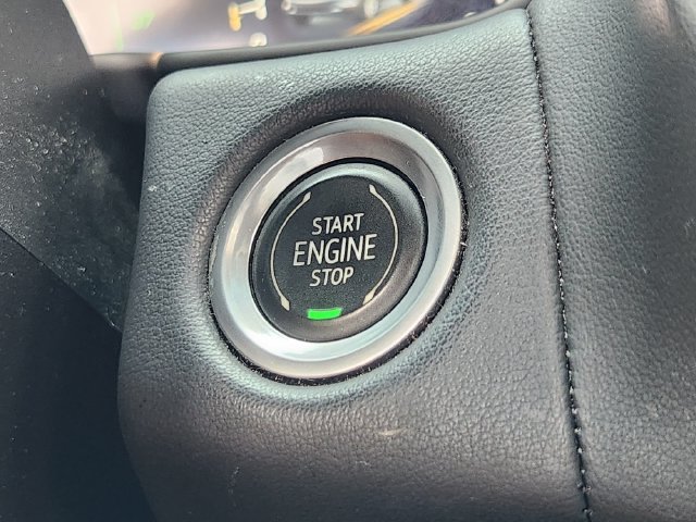 Used 2022 Chevrolet Tahoe Z71 AWD/4WD image 16
