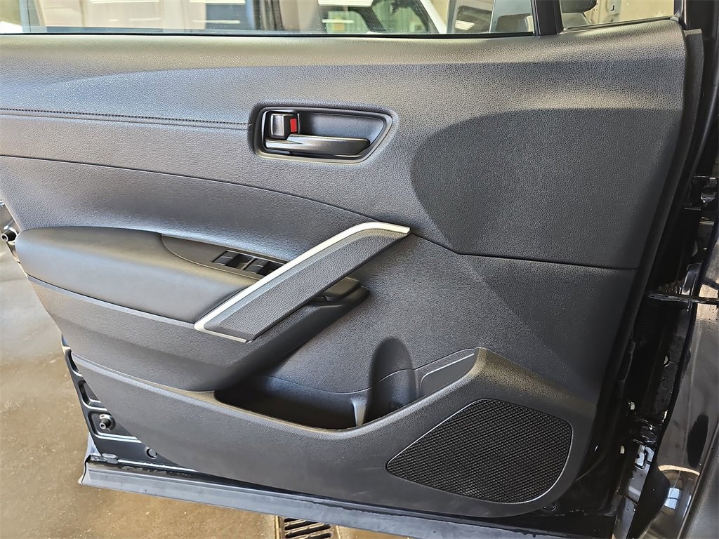 Used 2024 Toyota Corolla Cross LE image 26