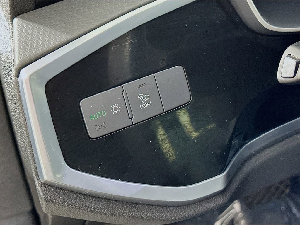 Used 2023 Audi Q3 2.0T Premium Plus AWD/4WD image 14