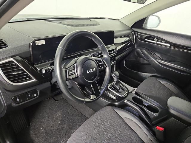 Certified 2025 Kia Seltos S image 16