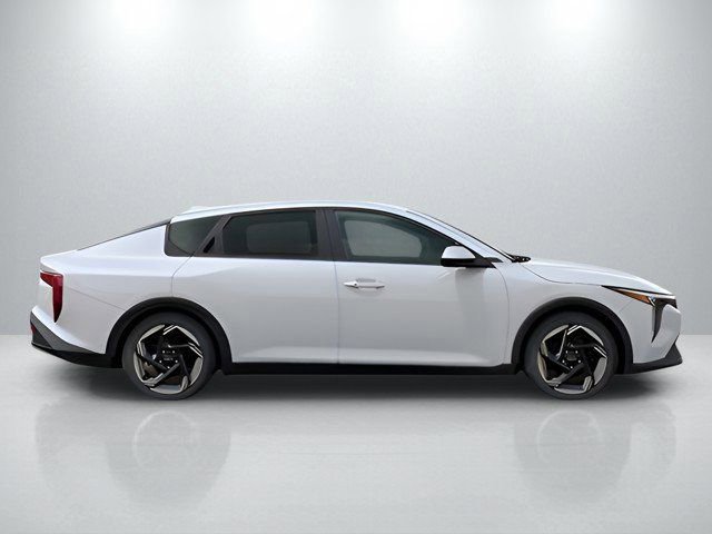 Certified 2025 Kia K4 EX FWD image 7