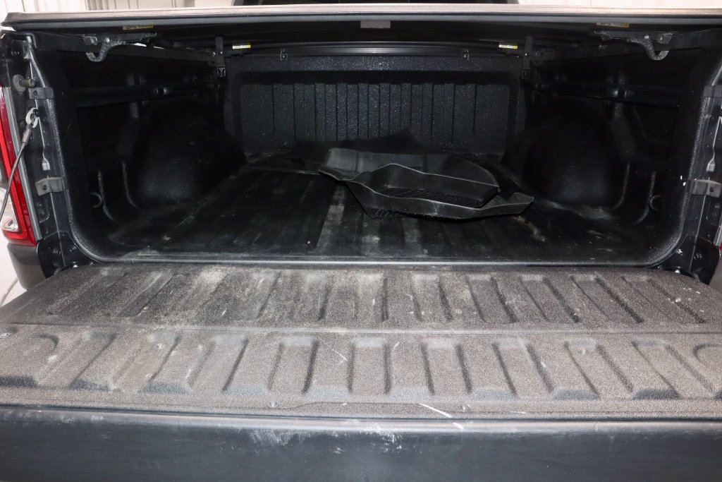 Used 2023 RAM 1500 Big Horn AWD/4WD image 14