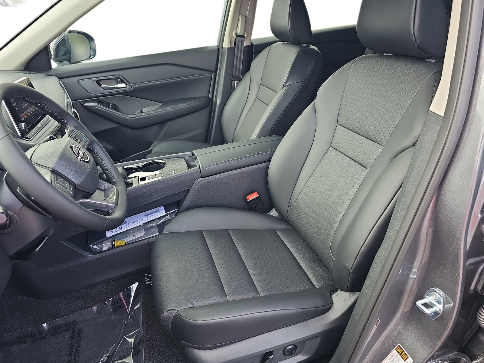 New 2027 Nissan Rogue Dark Armor FWD image 15