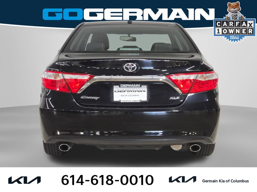 Used 2017 Toyota Camry XLE FWD image 9