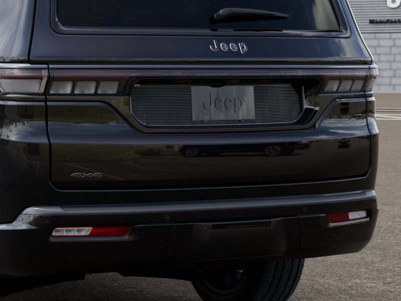 New 2026 Jeep Grand Wagoneer Limited AWD/4WD image 15