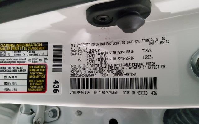 Used 2023 Toyota Tacoma SR image 34