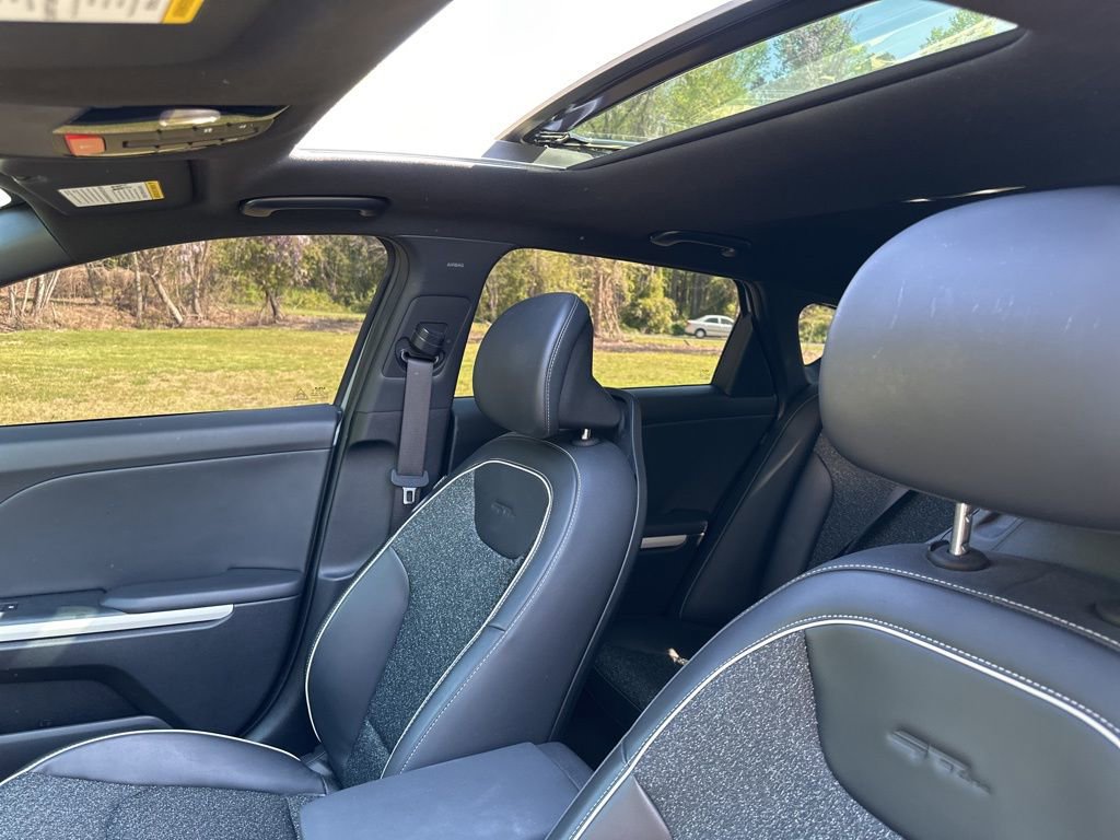 Used 2025 Kia K4 GT-Line w/ GT-Line Sunroof Package image 11