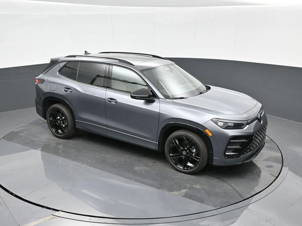 New 2026 Volkswagen Tiguan SE R-Line image 22