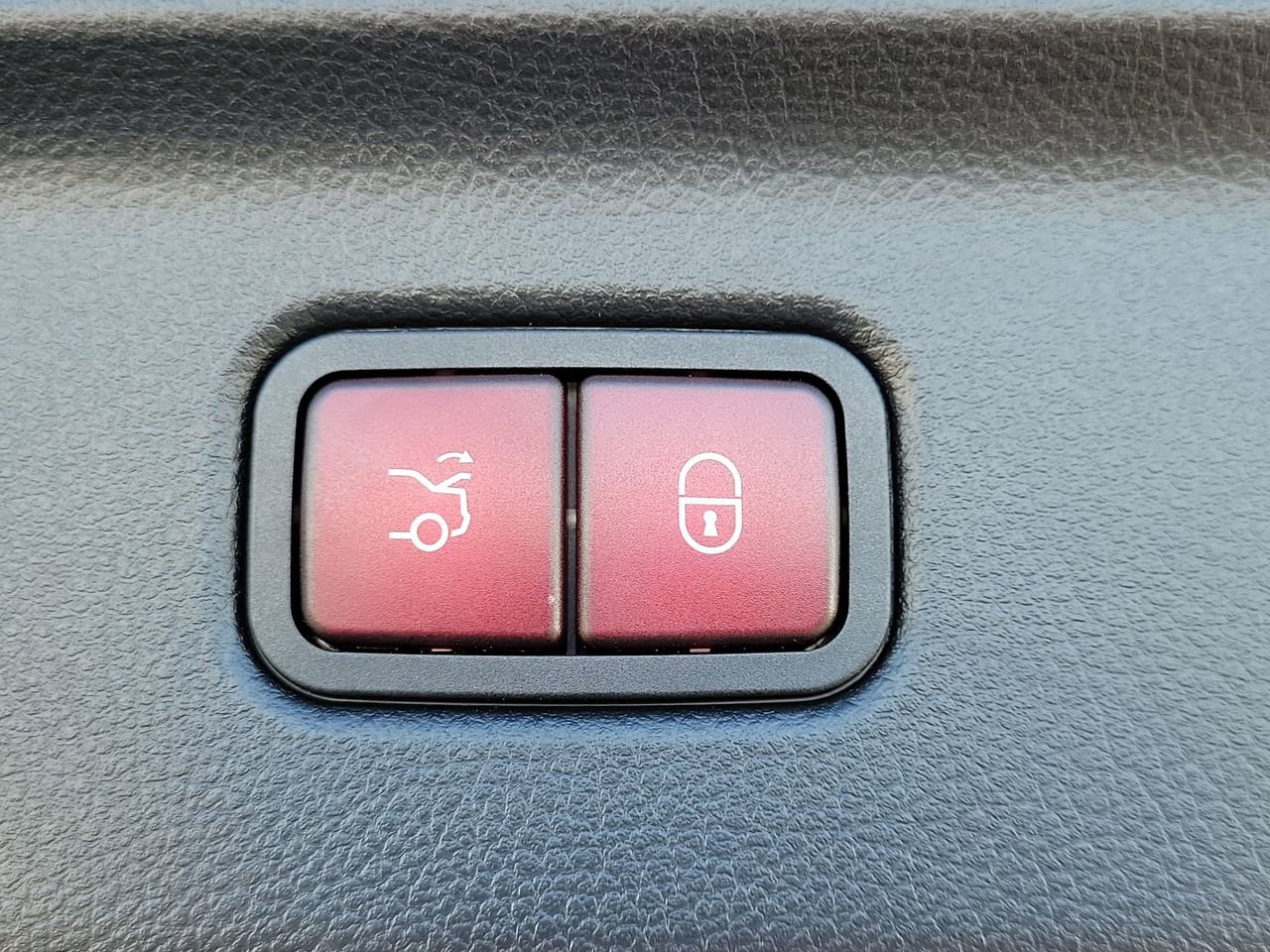 New 2026 Mercedes-Benz S 580 4MATIC Sedan image 10