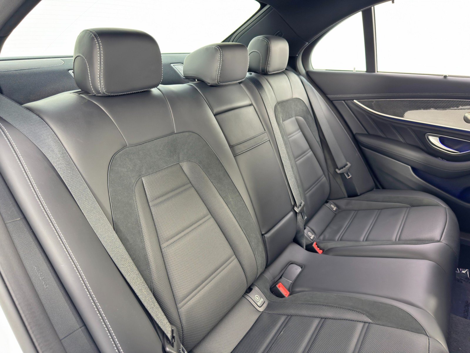 Used 2023 Mercedes-Benz E 53 AMG 4MATIC Sedan image 43