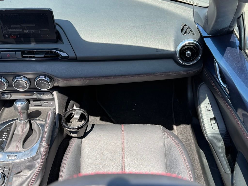 Used 2019 MAZDA MX-5 Miata RF Grand Touring image 9