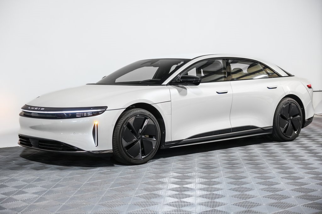 Used 2024 Lucid Air Pure image 17