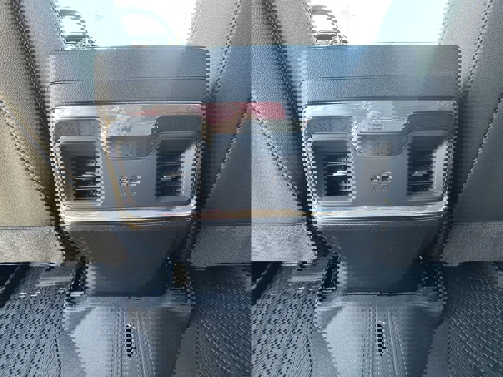 New 2025 GMC Sierra 1500 Elevation w/ Elevation Premium Package image 15