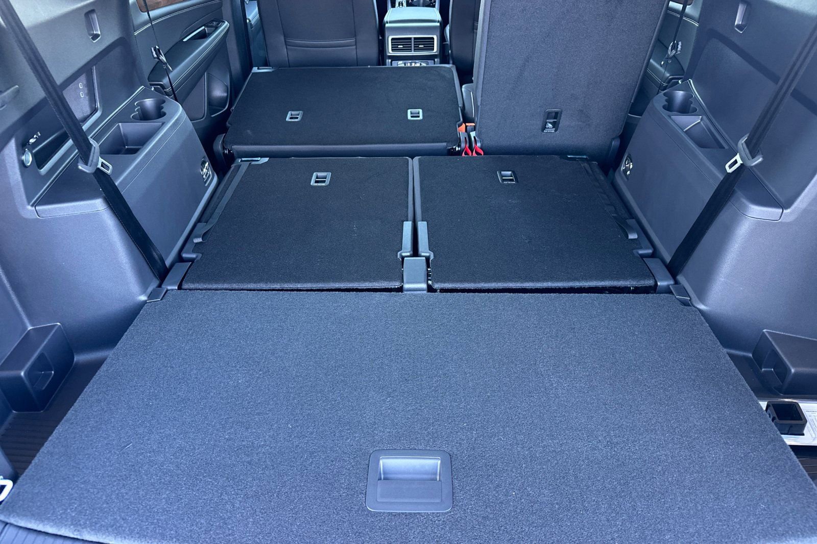 New 2026 Volkswagen Atlas SE image 15