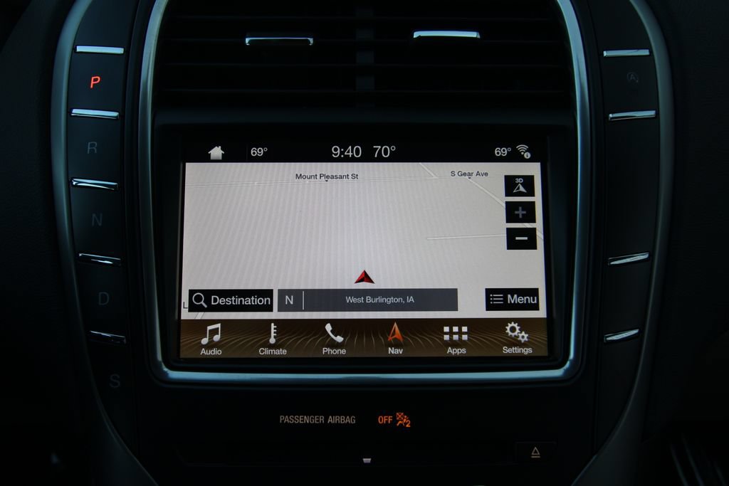 Used 2019 Lincoln Nautilus Reserve w/ Driver Assistance Package AWD/4WD image 12