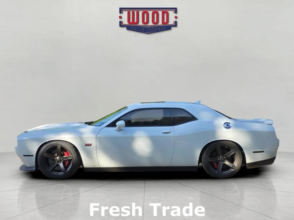 Used 2018 Dodge Challenger SRT w/ Technology Group RWD image 4