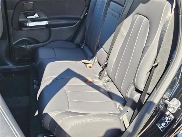 New 2026 Mercedes-Benz GLB 250 image 15