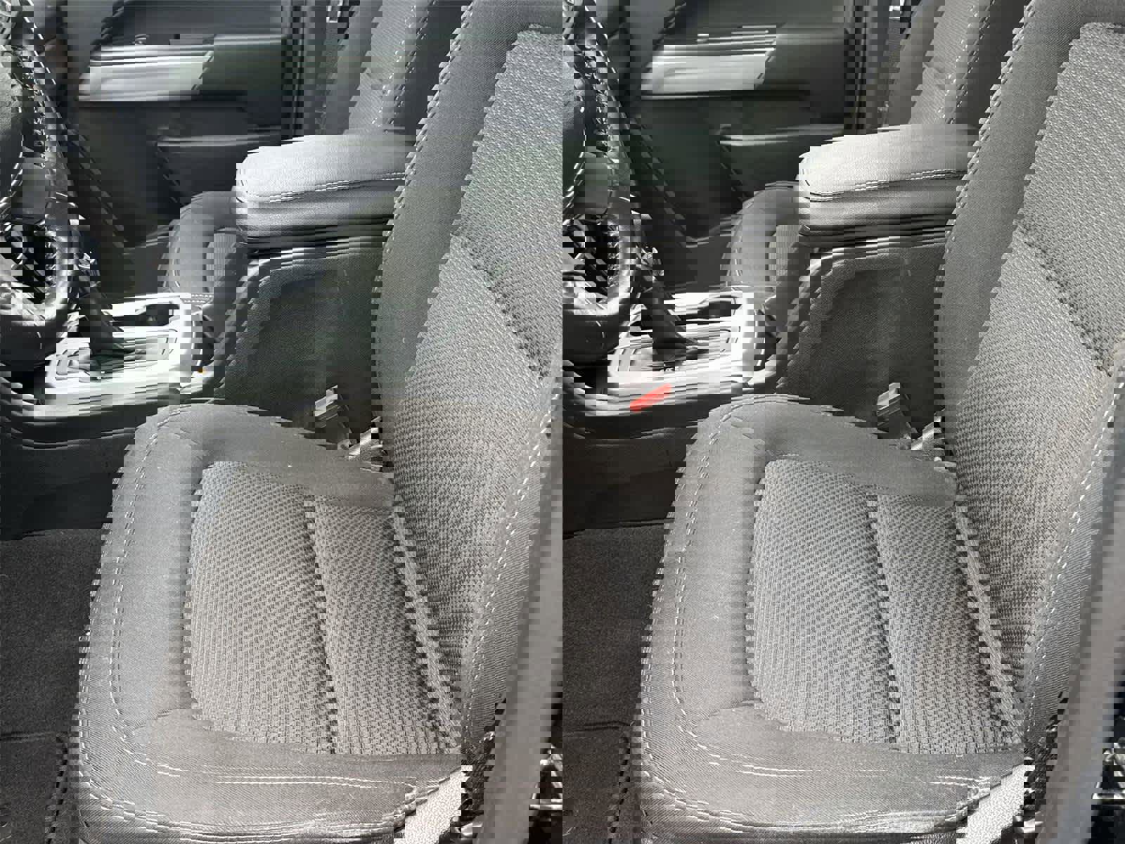 Used 2022 Chevrolet Colorado LT w/ LT Convenience Package image 11