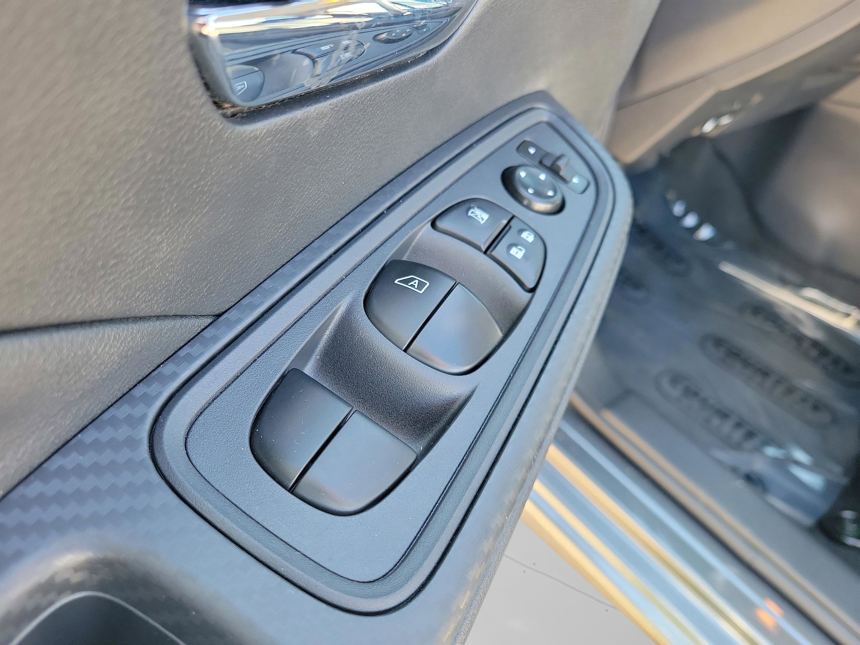 Certified 2025 Nissan Versa SV w/ Trunk Package image 19