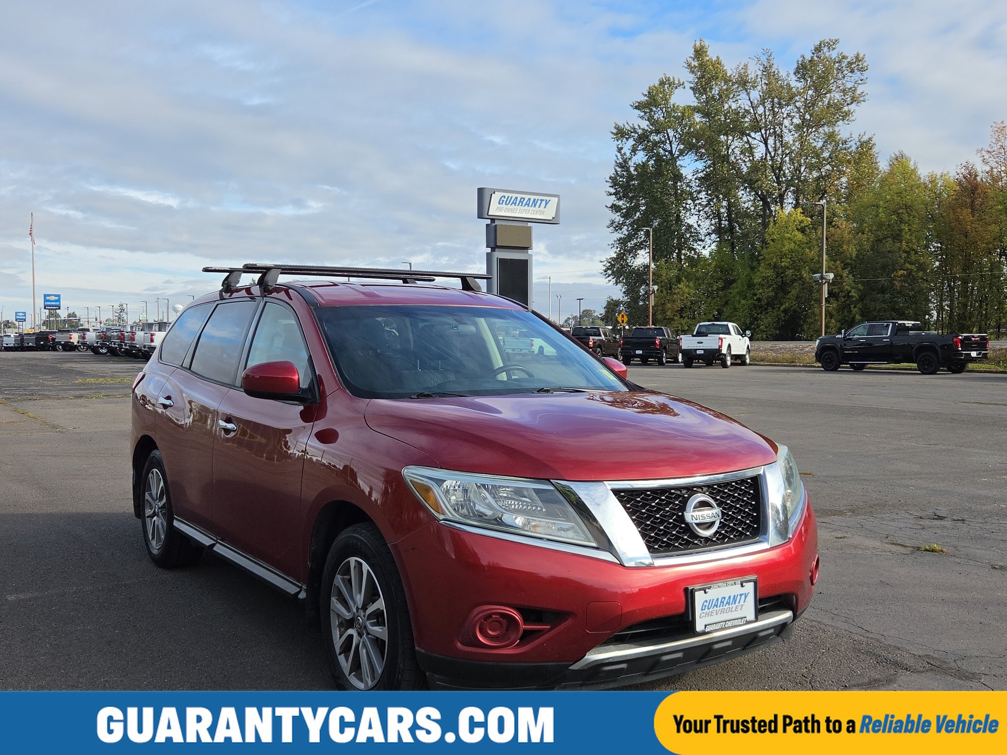 Used 2015 Nissan Pathfinder S AWD/4WD image 1
