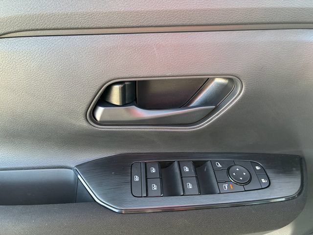 New 2026 Nissan Kicks S FWD image 13