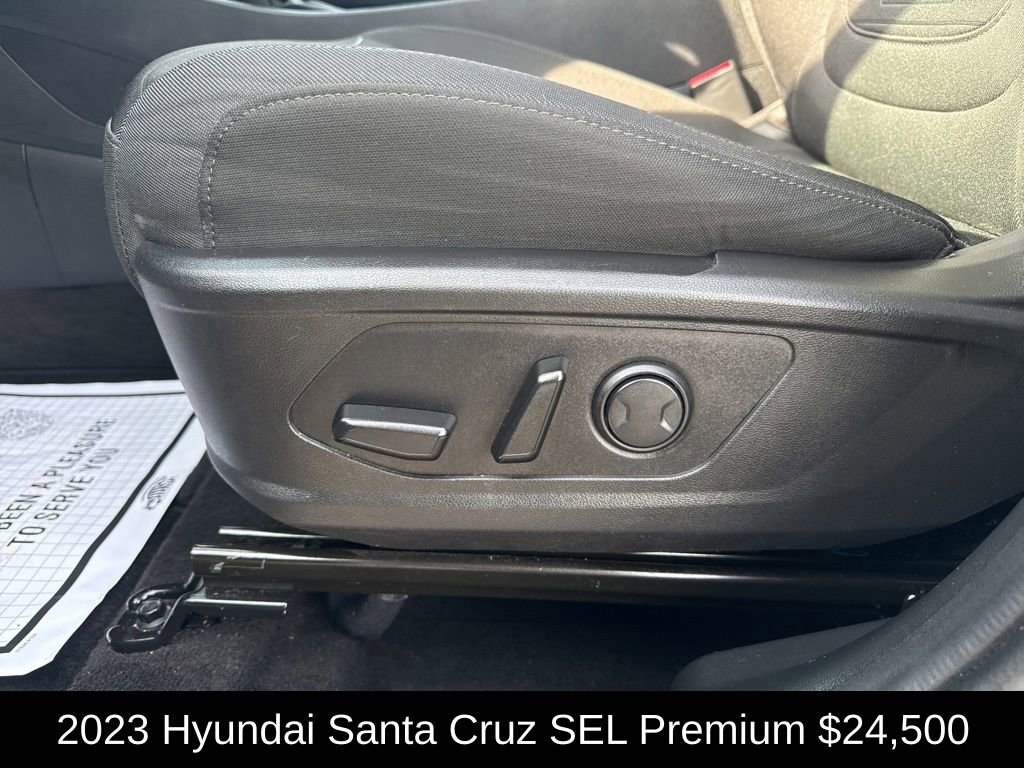 Used 2023 Hyundai Santa Cruz SEL Premium image 13