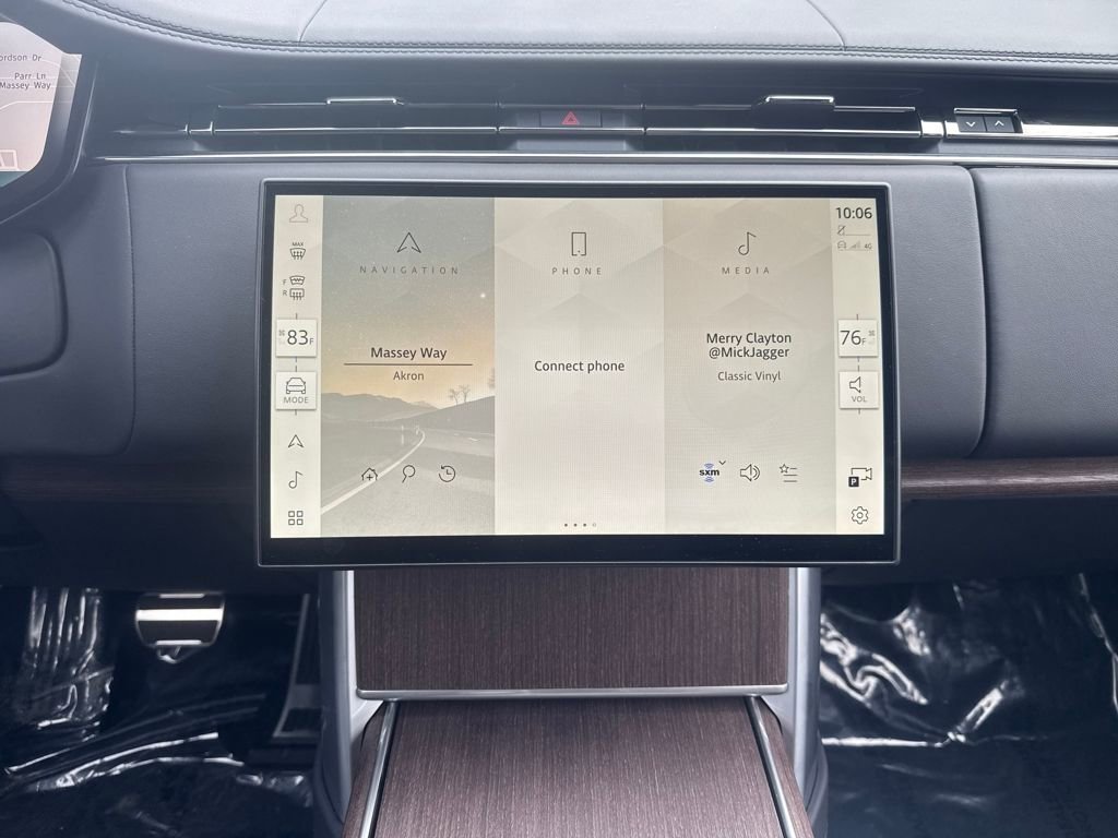 New 2025 Land Rover Range Rover SE image 23