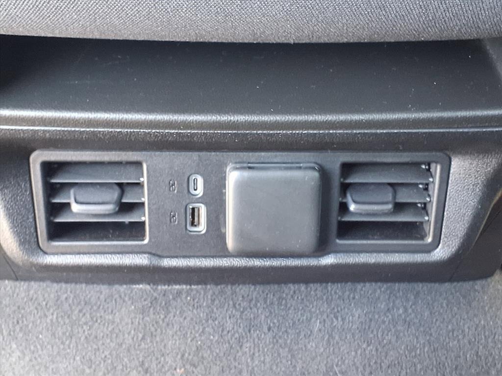 Used 2024 GMC Sierra 1500 Elevation image 16