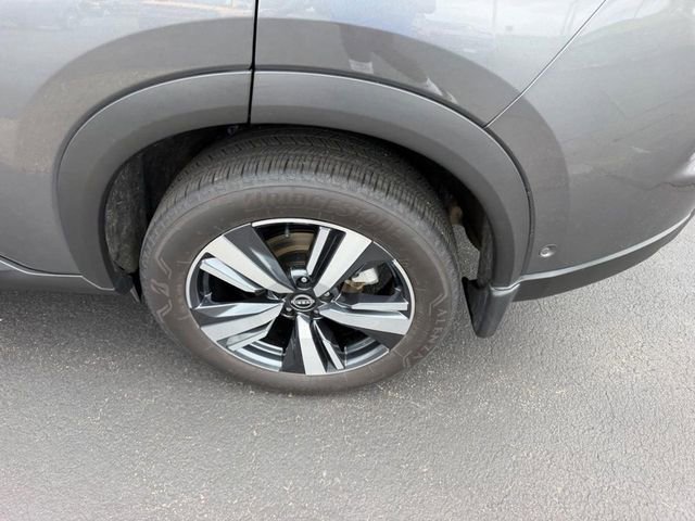 Used 2024 Nissan Rogue SL w/ SL Premium Package AWD/4WD image 9