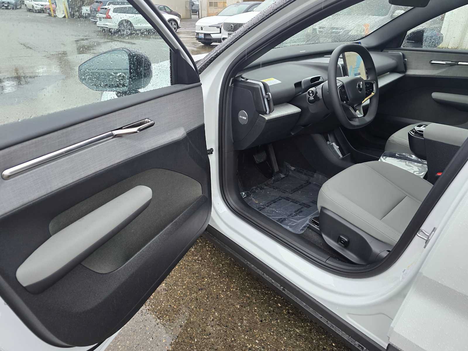New 2026 Volvo EX30 Ultra w/ Protection Package AWD/4WD image 21