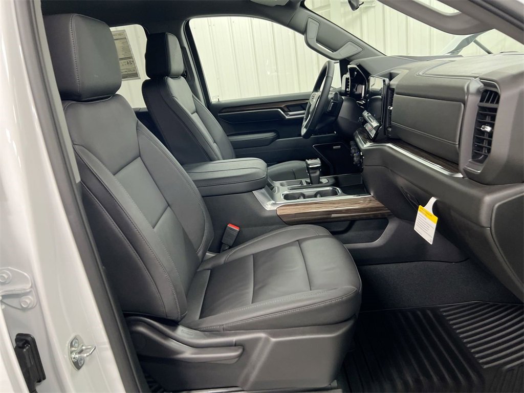 New 2026 Chevrolet Silverado 1500 RST w/ Convenience Package II image 22