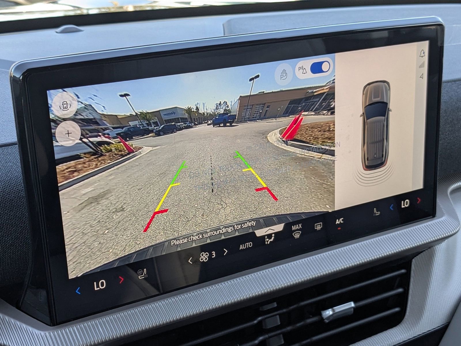 New 2026 Ford Explorer Active w/ Active Comfort Package image 25