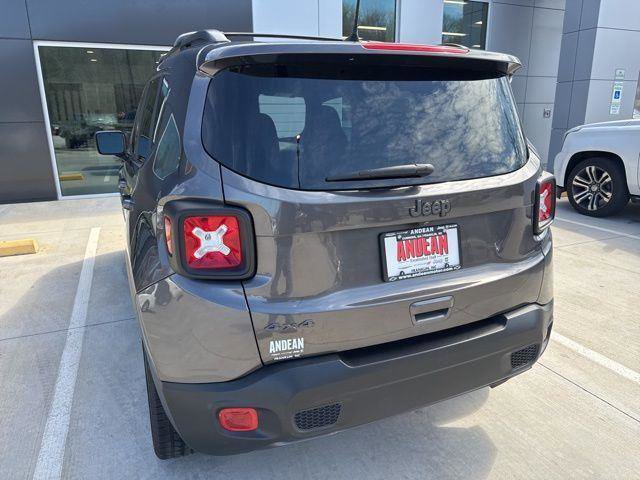Used 2021 Jeep Renegade Latitude image 10