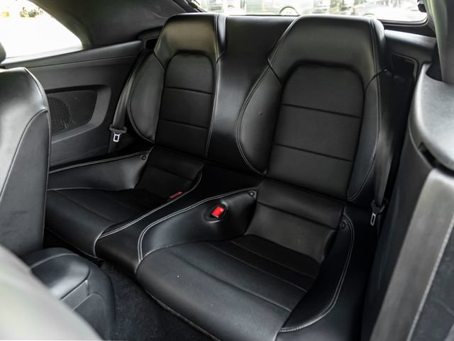 Used 2019 Ford Mustang Premium RWD image 26
