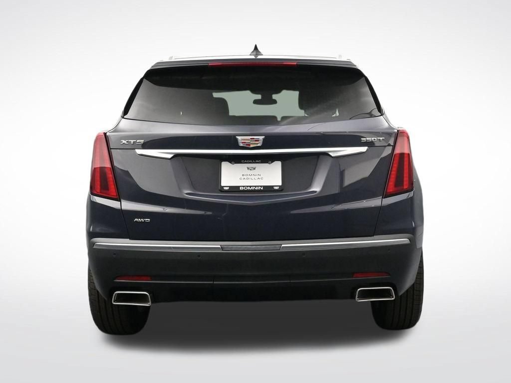 Used 2025 Cadillac XT5 Luxury AWD/4WD image 4