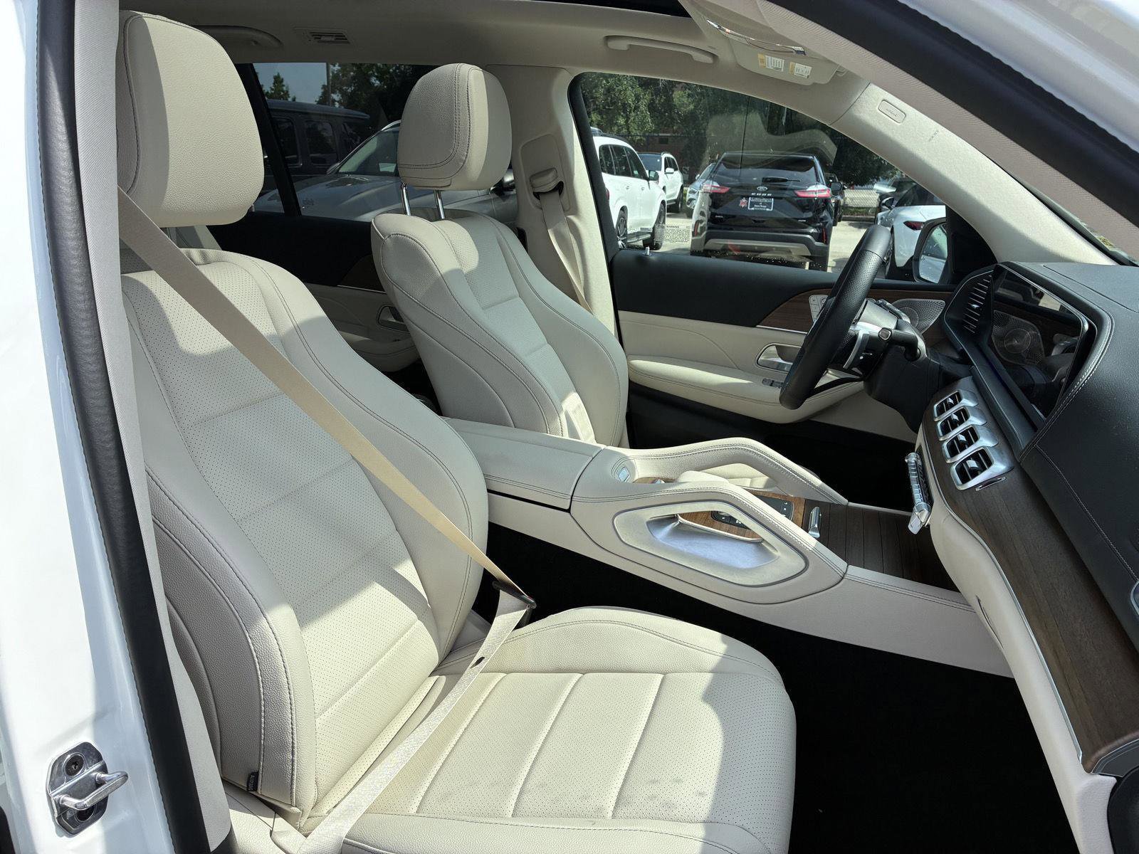 Certified 2026 Mercedes-Benz GLS 450 4MATIC image 29