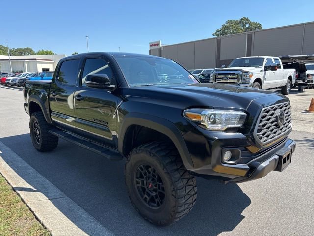 Used 2023 Toyota Tacoma TRD Off-Road AWD/4WD image 5