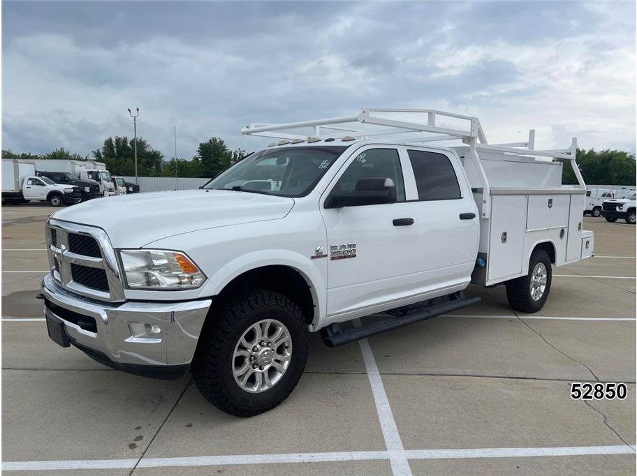 Used 2018 RAM 3500 Tradesman w/ Chrome Appearance Group RWD image 1