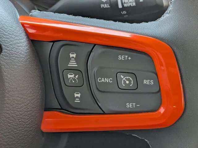 Used 2025 Jeep Gladiator Mojave AWD/4WD image 23