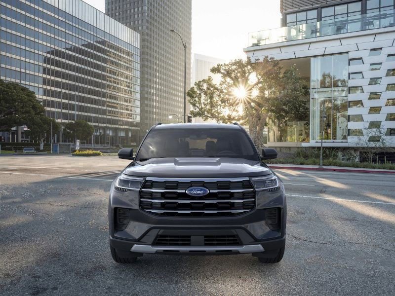 New 2026 Ford Explorer Active image 7