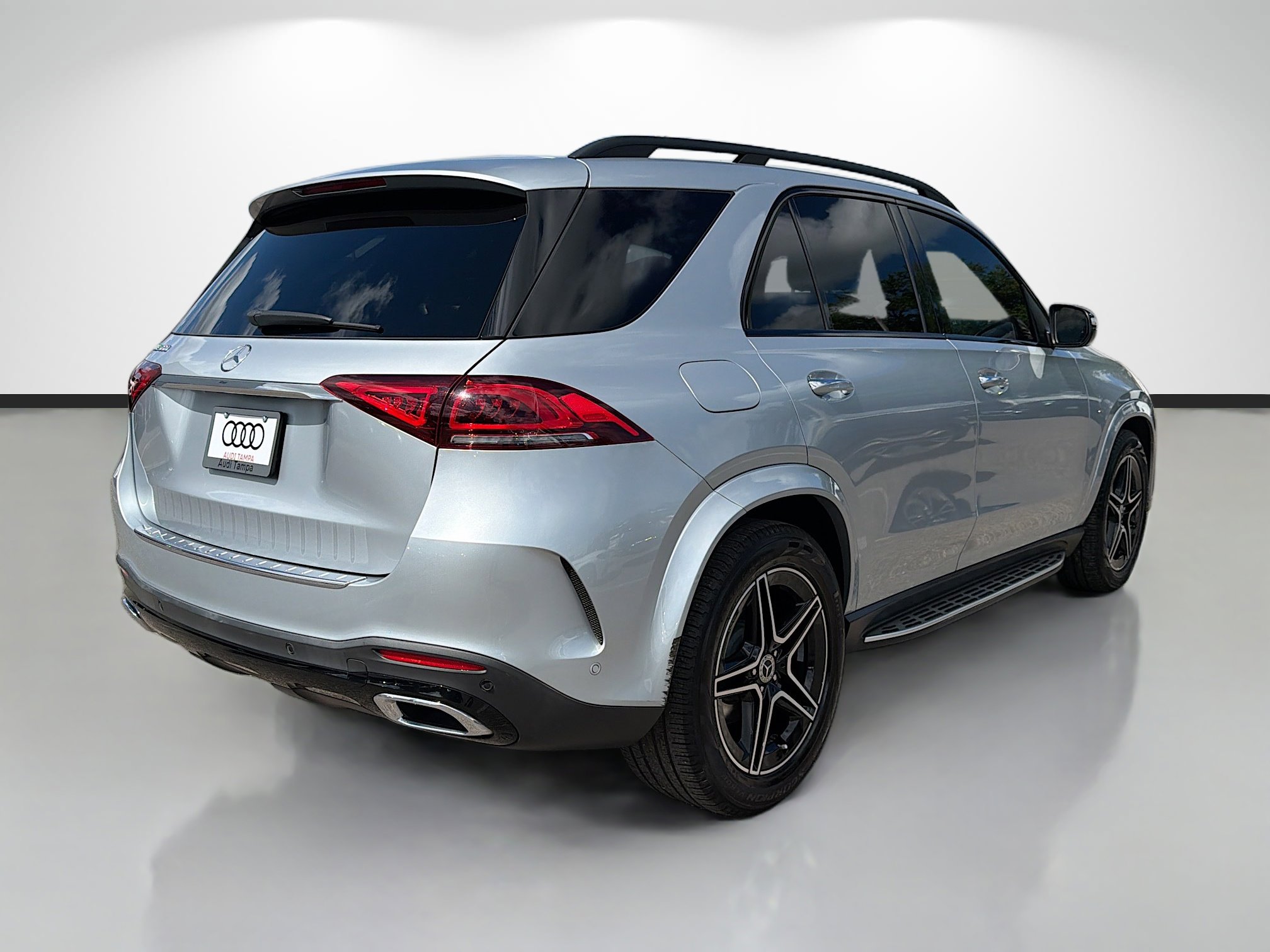 Used 2022 Mercedes-Benz GLE 350 image 3