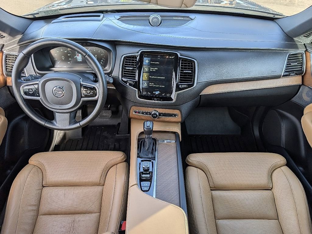 Used 2017 Volvo XC90 T6 Inscription w/ Vision Package image 22