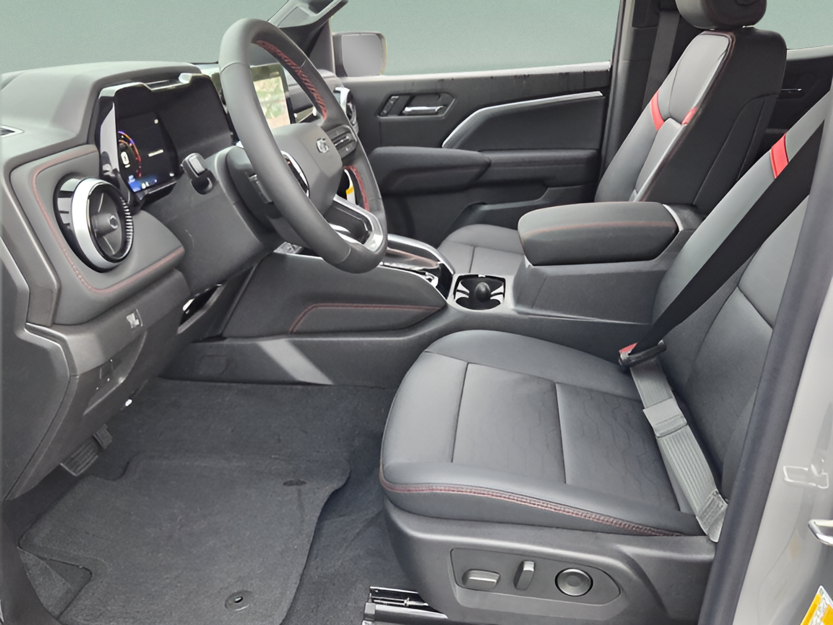 New 2026 Chevrolet Colorado Z71 w/ Technology Package AWD/4WD image 9
