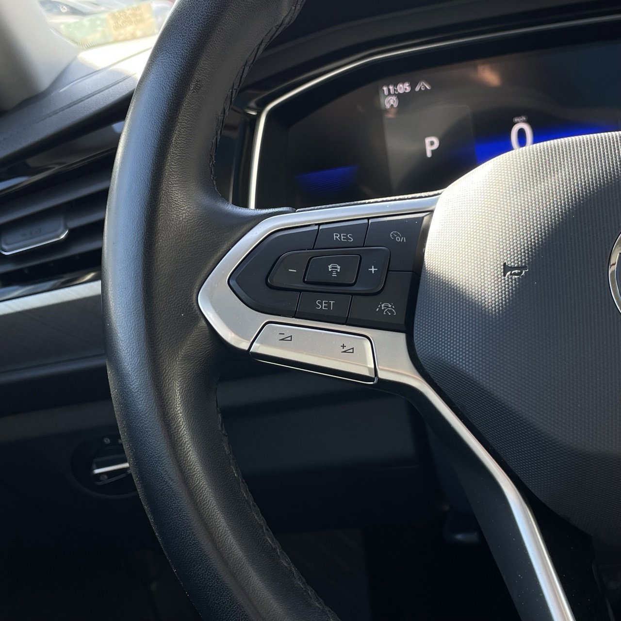 Used 2024 Volkswagen Jetta SE image 13