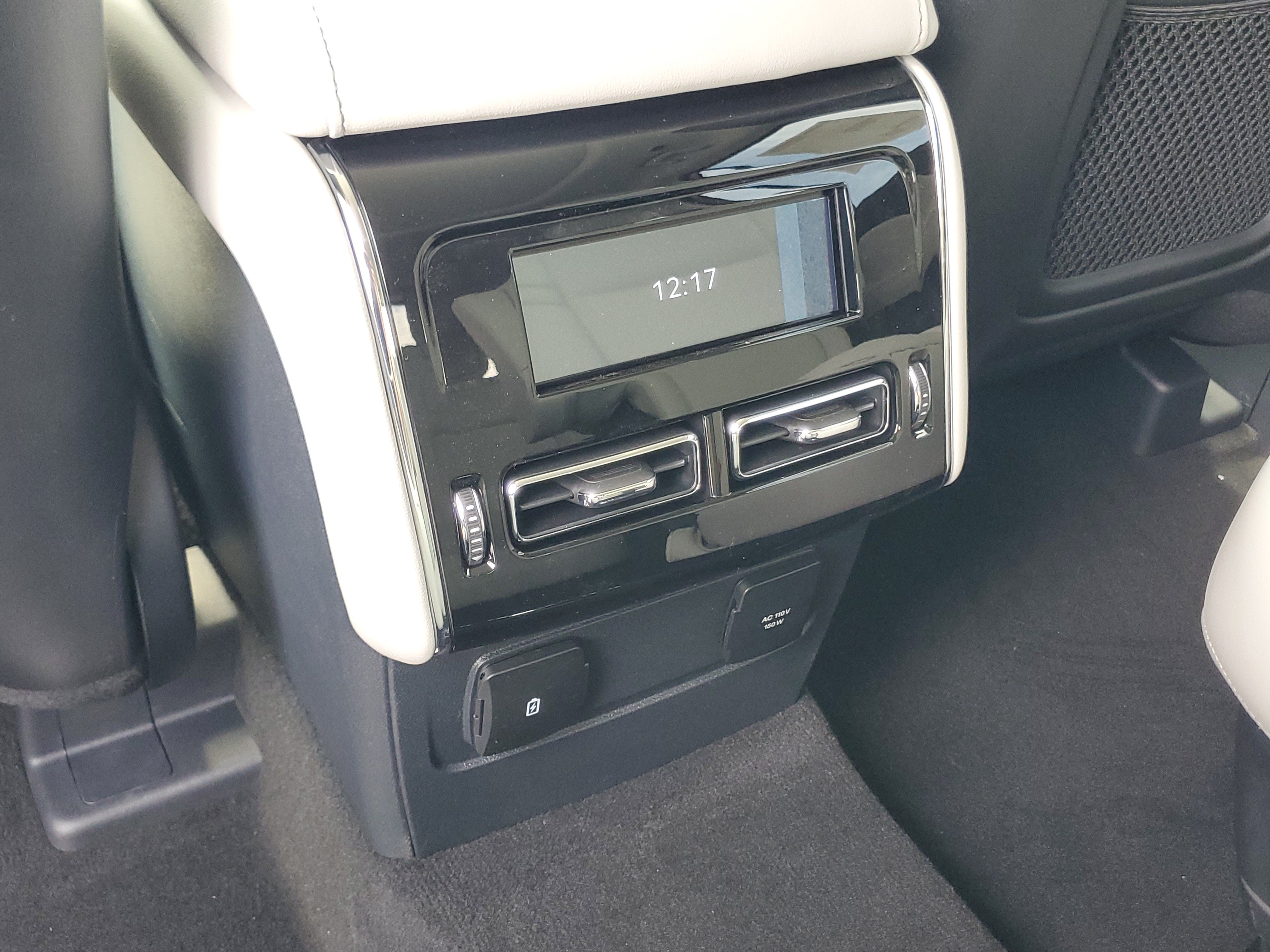 New 2026 Lincoln Aviator AWD image 25