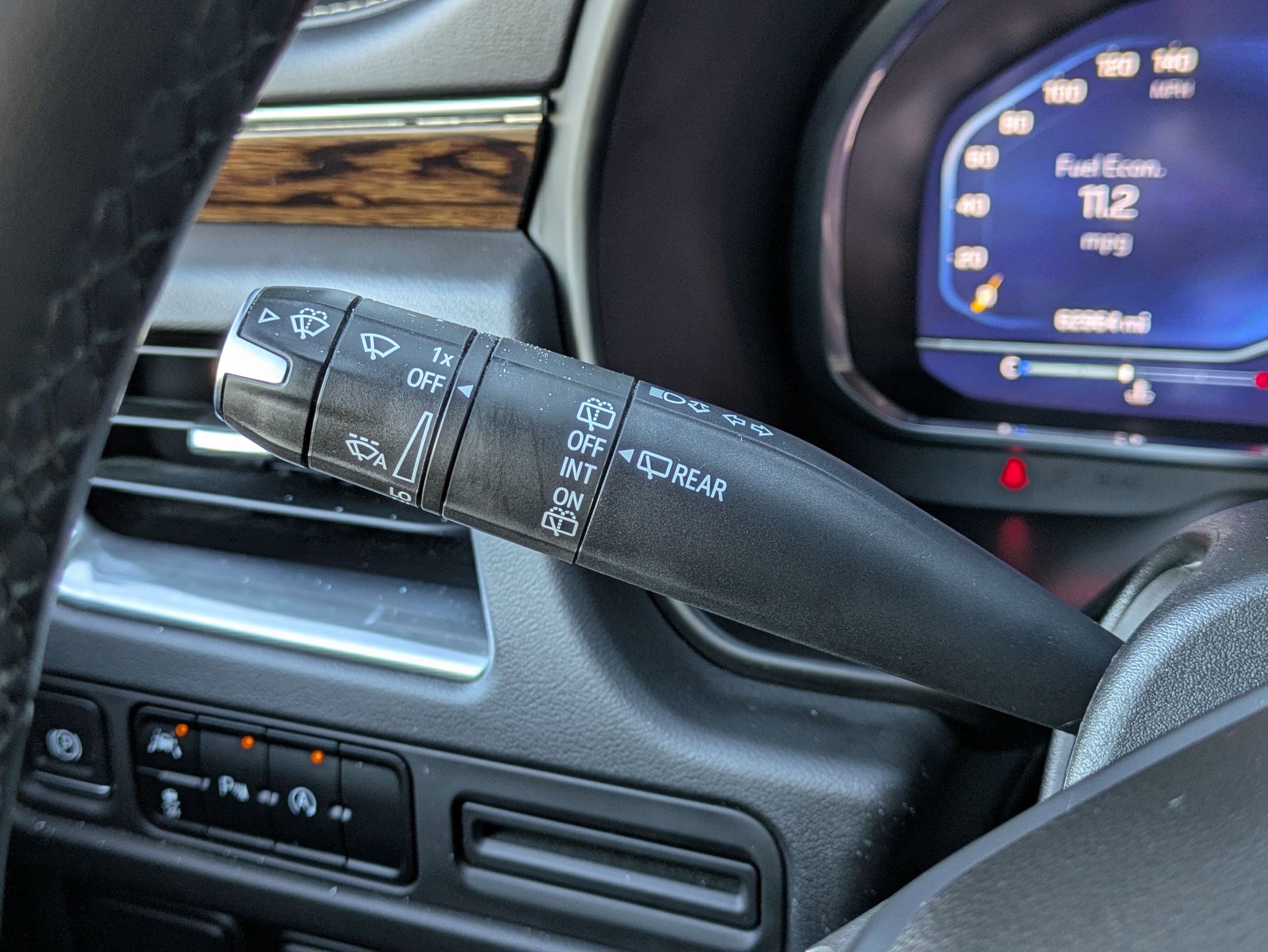 Certified 2023 Chevrolet Suburban Premier image 16