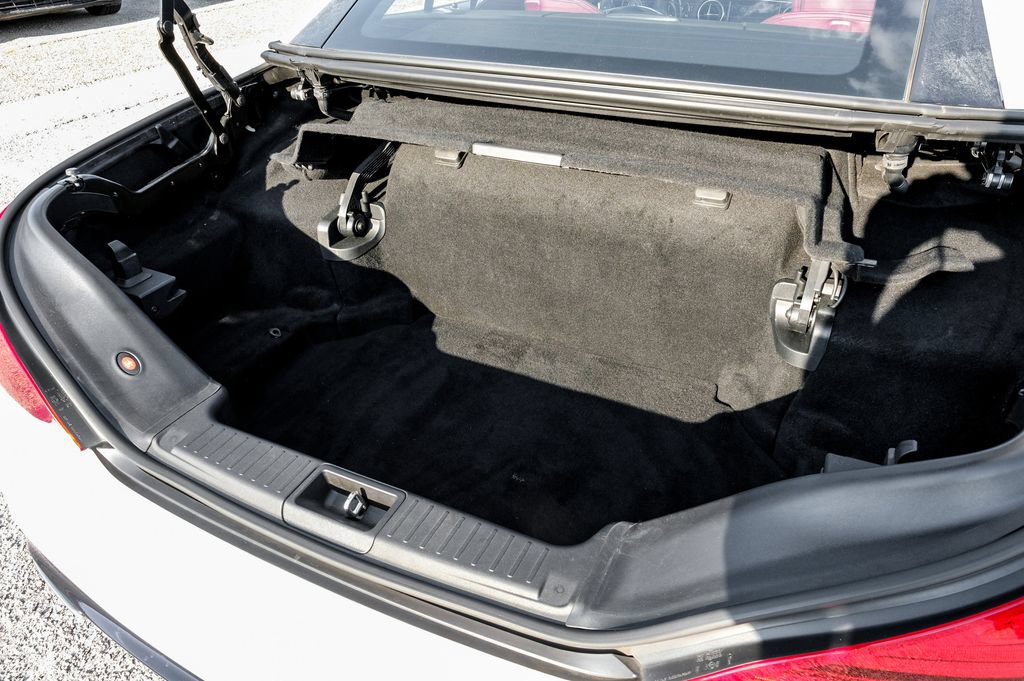 Used 2018 Mercedes-Benz SL 550 image 44